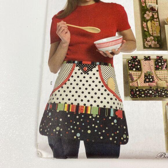McCall's Crafts M5441 Apron Kitchen Essentials Sewing Pattern Organizer UNCUT FF - Picture 3 of 11